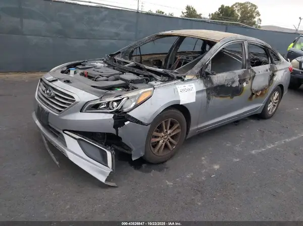 5NPE24AF8GH280998 2016 HYUNDAI SONATA - Image 2
