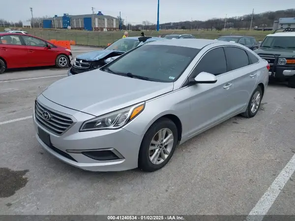 5NPE24AF8GH282170 2016 HYUNDAI SONATA - Image 2