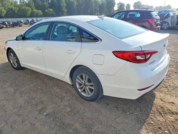 5NPE24AF8GH284176 2016 HYUNDAI SONATA - Image 2