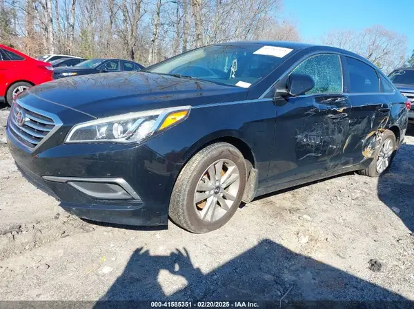 5NPE24AF8GH286512 2016 HYUNDAI SONATA - Image 2