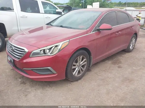 5NPE24AF8GH289460 2016 HYUNDAI SONATA - Image 2