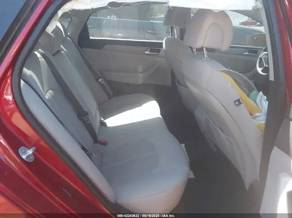 5NPE24AF8GH294450 2016 HYUNDAI SONATA - Image 8