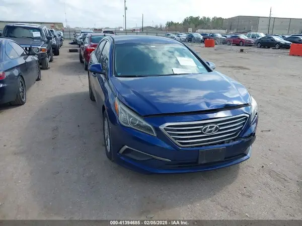 5NPE24AF8GH301123 2016 HYUNDAI SONATA - Image 1