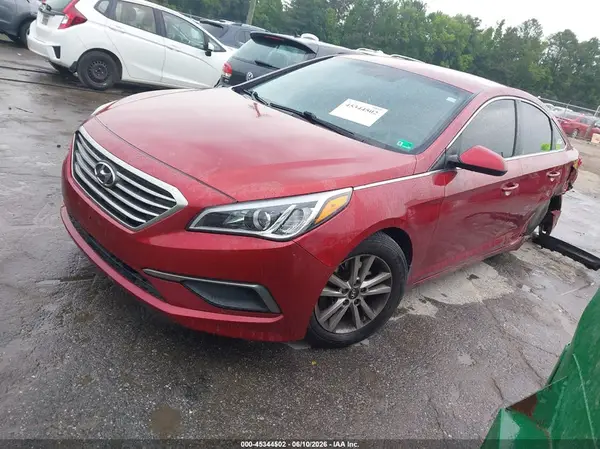 5NPE24AF8GH302482 2016 HYUNDAI SONATA - Image 2