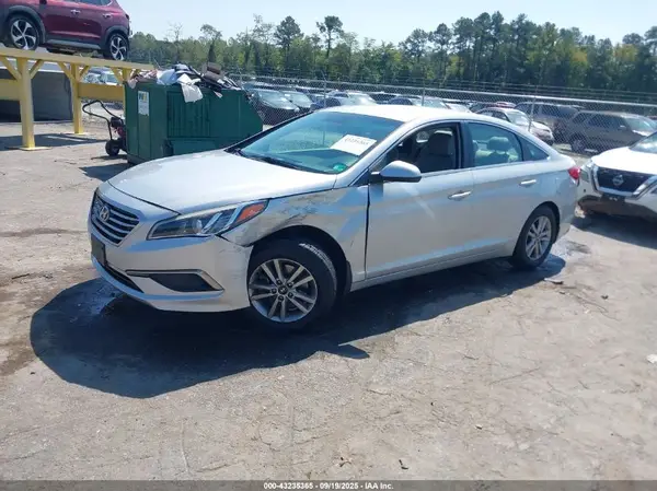 5NPE24AF8GH304894 2016 HYUNDAI SONATA - Image 2