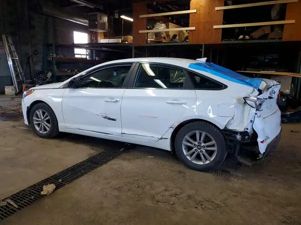 5NPE24AF8GH307570 2016 HYUNDAI SONATA - Image 2