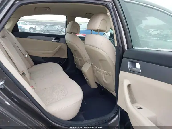 5NPE24AF8GH310405 2016 HYUNDAI SONATA - Image 8