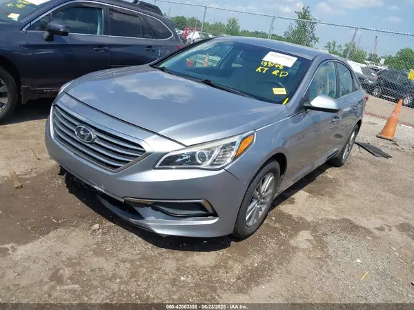 5NPE24AF8GH310842 2016 HYUNDAI SONATA - Image 2