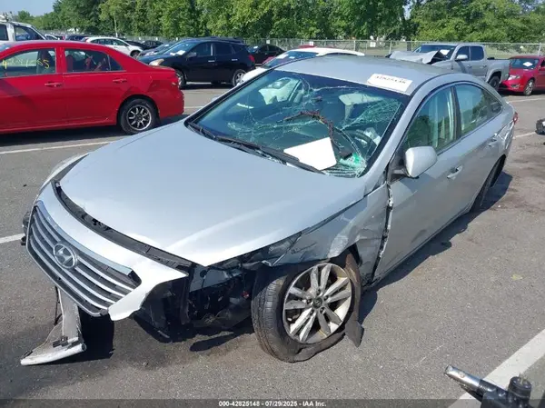 5NPE24AF8GH311523 2016 HYUNDAI SONATA - Image 2