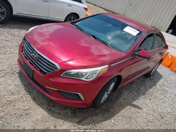 5NPE24AF8GH315118 2016 HYUNDAI SONATA - Image 2