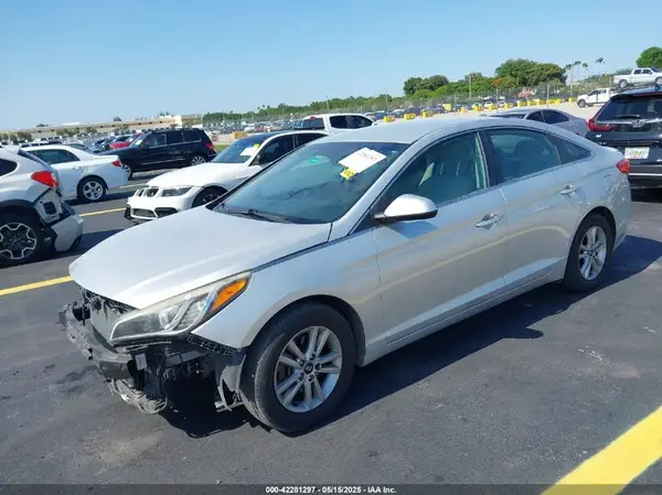5NPE24AF8GH318553 2016 HYUNDAI SONATA - Image 2