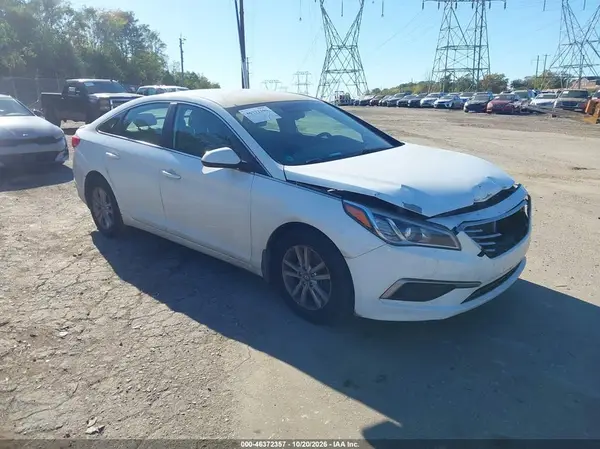 5NPE24AF8GH319444 2016 HYUNDAI SONATA - Image 1