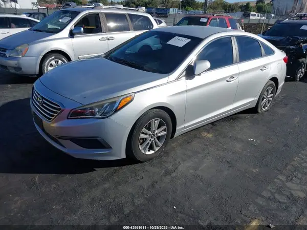 5NPE24AF8GH321274 2016 HYUNDAI SONATA - Image 2