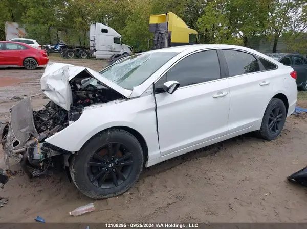 5NPE24AF8GH321954 2016 HYUNDAI SONATA - Image 2