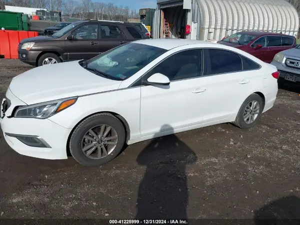 5NPE24AF8GH323316 2016 HYUNDAI SONATA - Image 2