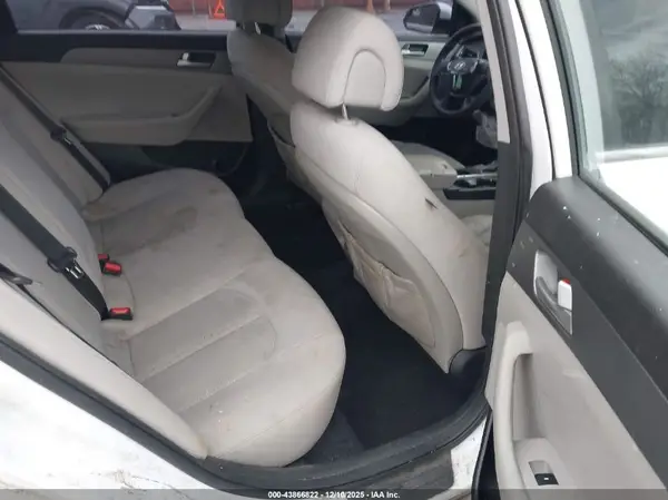 5NPE24AF8GH323607 2016 HYUNDAI SONATA - Image 8