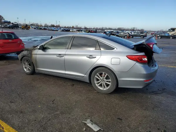 5NPE24AF8GH324398 2016 HYUNDAI SONATA - Image 2