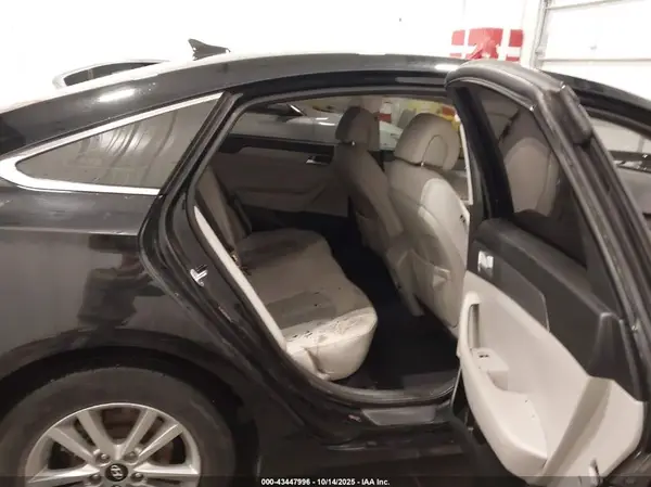 5NPE24AF8GH328810 2016 HYUNDAI SONATA - Image 8