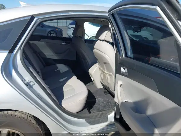 5NPE24AF8GH329021 2016 HYUNDAI SONATA - Image 8