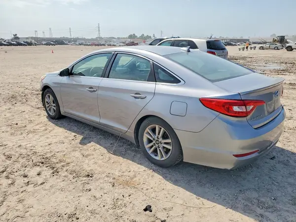 5NPE24AF8GH332453 2016 HYUNDAI SONATA - Image 2