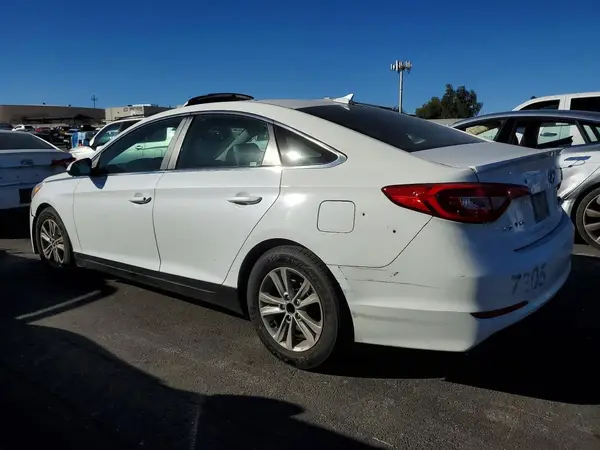 5NPE24AF8GH334980 2016 HYUNDAI SONATA - Image 2