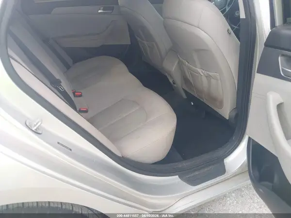 5NPE24AF8GH335966 2016 HYUNDAI SONATA - Image 8