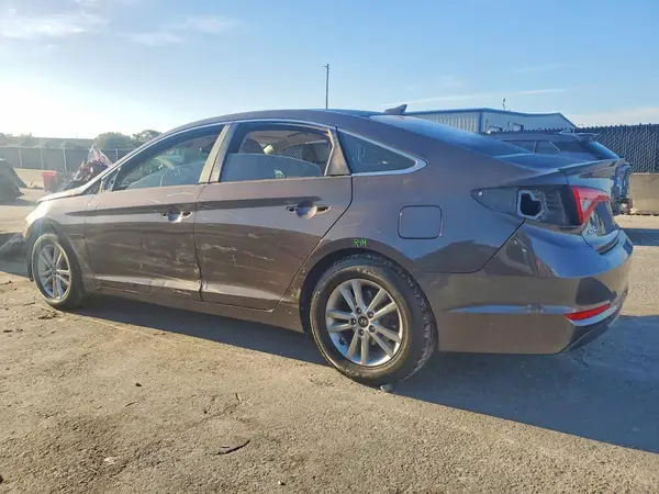 5NPE24AF8GH336910 2016 HYUNDAI SONATA - Image 2