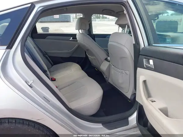 5NPE24AF8GH346028 2016 HYUNDAI SONATA - Image 8