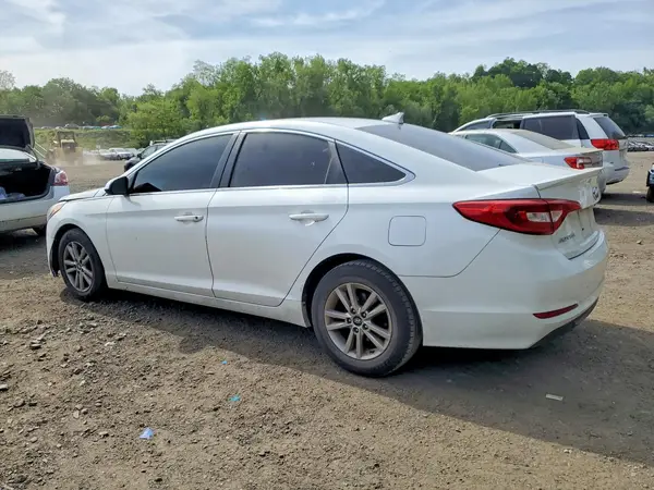 5NPE24AF8GH346935 2016 HYUNDAI SONATA - Image 2