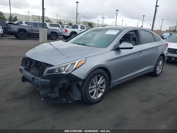 5NPE24AF8GH349009 2016 HYUNDAI SONATA - Image 2