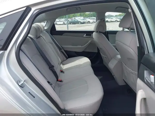 5NPE24AF8GH351990 2016 HYUNDAI SONATA - Image 8