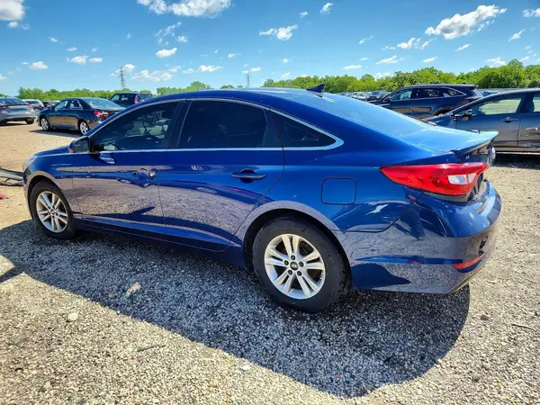 5NPE24AF8GH352153 2016 HYUNDAI SONATA - Image 2