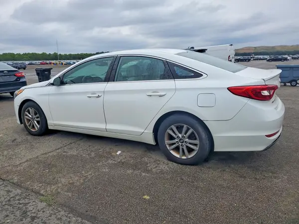 5NPE24AF8GH353044 2016 HYUNDAI SONATA - Image 2