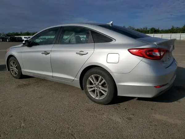 5NPE24AF8GH353626 2016 HYUNDAI SONATA - Image 2