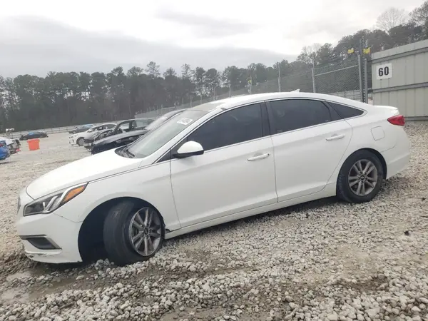 5NPE24AF8GH358101 2016 HYUNDAI SONATA - Image 1