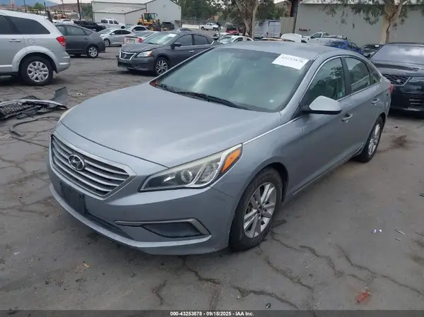 5NPE24AF8GH364383 2016 HYUNDAI SONATA - Image 2