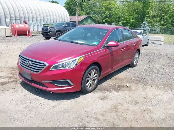 5NPE24AF8GH365128 2016 HYUNDAI SONATA - Image 2