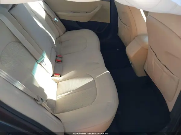 5NPE24AF8GH365484 2016 HYUNDAI SONATA - Image 8