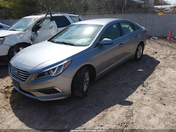 5NPE24AF8GH372449 2016 HYUNDAI SONATA - Image 2