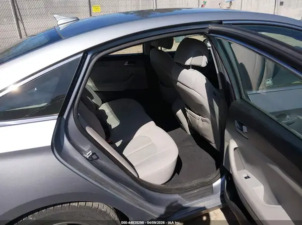 5NPE24AF8GH372449 2016 HYUNDAI SONATA - Image 8