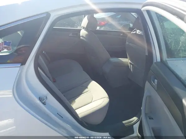 5NPE24AF8GH372595 2016 HYUNDAI SONATA - Image 8