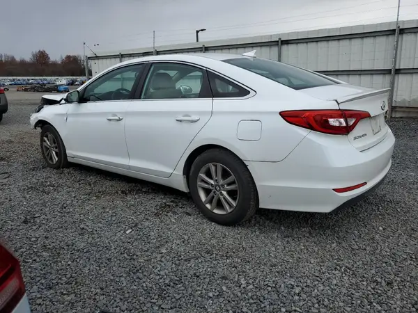 5NPE24AF8GH380406 2016 HYUNDAI SONATA - Image 2
