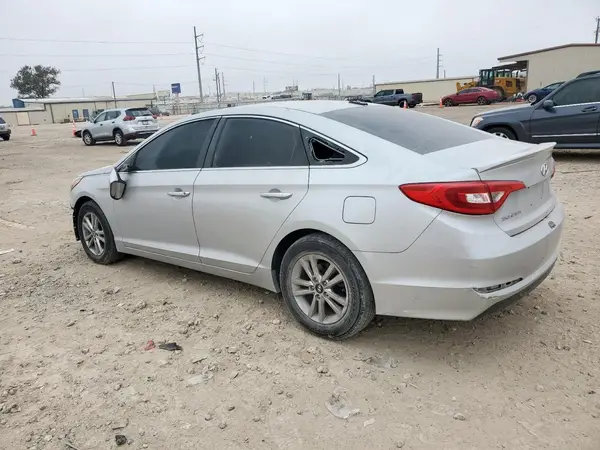 5NPE24AF8GH386755 2016 HYUNDAI SONATA - Image 2