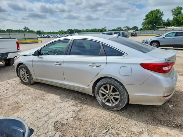 5NPE24AF8GH387890 2016 HYUNDAI SONATA - Image 2