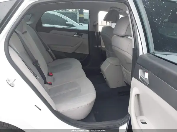 5NPE24AF8GH392135 2016 HYUNDAI SONATA - Image 8