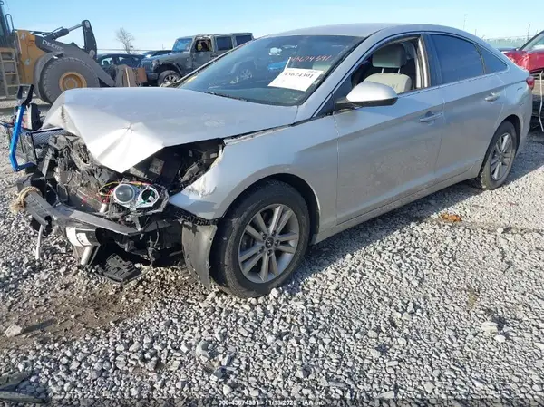 5NPE24AF8GH393723 2016 HYUNDAI SONATA - Image 2