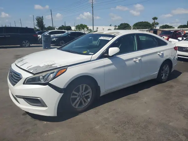 5NPE24AF8GH395844 2016 HYUNDAI SONATA - Image 1
