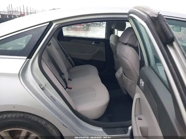 5NPE24AF8GH398131 2016 HYUNDAI SONATA - Image 8