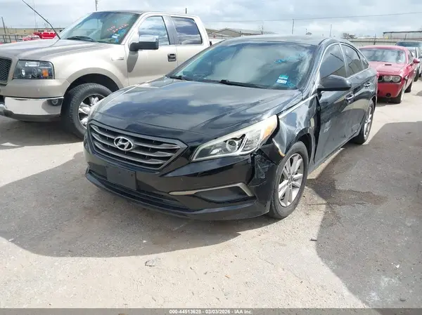 5NPE24AF8GH399697 2016 HYUNDAI SONATA - Image 2