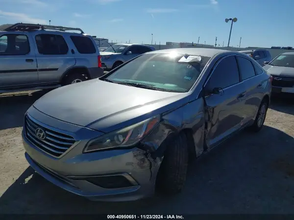 5NPE24AF8GH400668 2016 HYUNDAI SONATA - Image 2